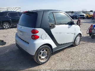 2013 Smart Fortwo, VIN WMEEJ3BA8DK605910. Фото 4 з 6 з аукціону IAAI. Каталог авто зі США OpenDataCar.
