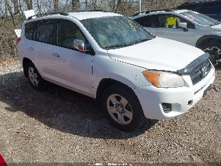 2010 Toyota RAV4, VIN 2T3BF4DV1AW042811. Фото 1 з 6 з аукціону IAAI. Каталог авто зі США OpenDataCar.