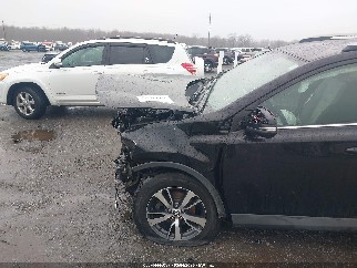 2018 Toyota RAV4, VIN 2T3RFREV9JW821948. Фото 6 з 6 з аукціону IAAI. Каталог авто зі США OpenDataCar.