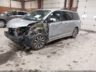 2018 Toyota Sienna, VIN 5TDDZ3DC4JS198416. Фото 2 з 6 з аукціону IAAI. Каталог авто зі США OpenDataCar.