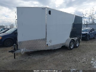 2017  , VIN 2B9BYFCW2H3279208. Photo 2 of 6 from IAAI auction. OpenDataCar US salvage catalog.