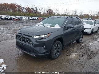 2025 Toyota RAV4 Hybrid, VIN 2T3DWRFV7SW261258. Фото 2 з 6 з аукціону IAAI. Каталог авто зі США OpenDataCar.