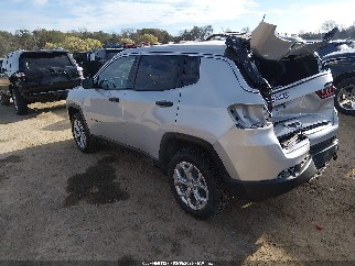 2024 Jeep Compass, VIN 3C4NJDAN3RT154755. Фото 3 из 6 с аукциона IAAI. Каталог авто из США OpenDataCar.