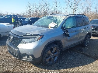 2020 Honda Passport, VIN 5FNYF8H95LB018812. Zdjęcie 2 z 6 z aukcji IAAI. Katalog aut z USA OpenDataCar.
