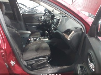 2016 Jeep Cherokee, VIN 1C4PJMCB8GW140479. Фото 5 з 6 з аукціону IAAI. Каталог авто зі США OpenDataCar.
