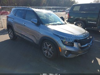 2021 Kia Seltos, VIN KNDETCA29M7138194. Фото 1 из 6 с аукциона IAAI. Каталог авто из США OpenDataCar.