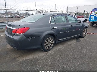 2011 Toyota Avalon, VIN 4T1BK3DB8BU397383. Zdjęcie 4 z 6 z aukcji IAAI. Katalog aut z USA OpenDataCar.