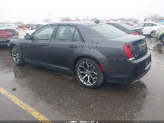 2016 Chrysler 300, VIN 2C3CCABG3GH135391. Фото 3 з 6 з аукціону IAAI. Каталог авто зі США OpenDataCar.