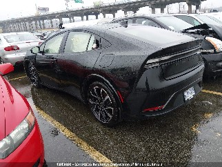 2024 Toyota Prius Prime, VIN JTDACACU4R3013247. Фото 3 з 6 з аукціону IAAI. Каталог авто зі США OpenDataCar.