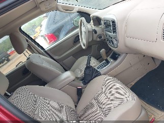 2005 Ford Escape, VIN 1FMYU03165KA08929. Zdjęcie 5 z 6 z aukcji IAAI. Katalog aut z USA OpenDataCar.