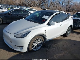 2023 Tesla Model Y, VIN 7SAYGDEE8PF588688. Фото 2 з 6 з аукціону IAAI. Каталог авто зі США OpenDataCar.