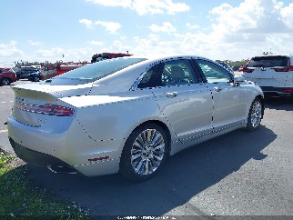 2014 Lincoln MKZ, VIN 3LN6L2GK1ER813287. Фото 4 з 6 з аукціону IAAI. Каталог авто зі США OpenDataCar.