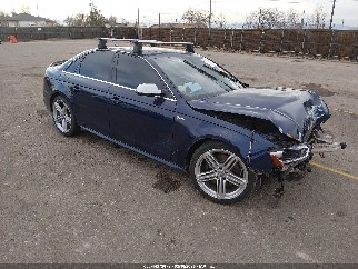 2013 Audi S4, VIN WAUBGAFL5DA235468. Фото 1 з 6 з аукціону IAAI. Каталог авто зі США OpenDataCar.
