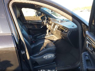 2017 Porsche Macan, VIN WP1AA2A58HLB04204. Фото 5 з 6 з аукціону IAAI. Каталог авто зі США OpenDataCar.