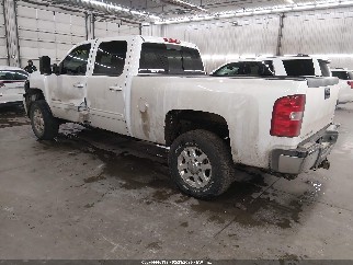 2013 Chevrolet Silverado, VIN 1GC4K1E88DF161635. Zdjęcie 3 z 6 z aukcji IAAI. Katalog aut z USA OpenDataCar.