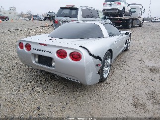 2002 Chevrolet Corvette, VIN 1G1YY22G725134911. Фото 4 из 6 с аукциона IAAI. Каталог авто из США OpenDataCar.