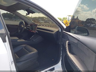 2026 Tesla Model Y, VIN 7SAYGDEE7TA405546. Фото 5 з 6 з аукціону IAAI. Каталог авто зі США OpenDataCar.