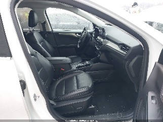 2021 Ford Escape, VIN 1FMCU9DZ6MUB15355. Фото 5 з 6 з аукціону IAAI. Каталог авто зі США OpenDataCar.