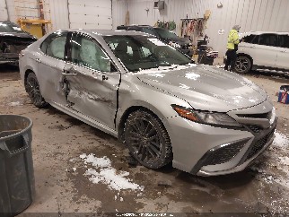 2022 Toyota Camry, VIN 4T1K61AK8NU699743. Фото 1 з 6 з аукціону IAAI. Каталог авто зі США OpenDataCar.