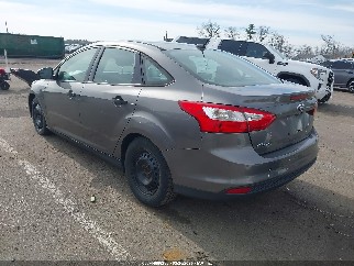 2014 Ford Focus, VIN 1FADP3E21EL112925. Zdjęcie 3 z 6 z aukcji IAAI. Katalog aut z USA OpenDataCar.