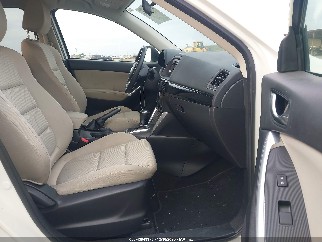 2015 Mazda CX-5, VIN JM3KE2CY5F0553864. Фото 5 з 6 з аукціону IAAI. Каталог авто зі США OpenDataCar.