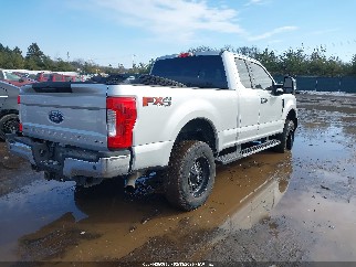2017 Ford F-250, VIN 1FT7X2B6XHED66926. Фото 4 з 6 з аукціону IAAI. Каталог авто зі США OpenDataCar.