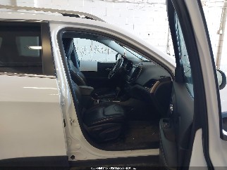 2015 Jeep Cherokee, VIN 1C4PJMDBXFW751918. Фото 5 з 6 з аукціону IAAI. Каталог авто зі США OpenDataCar.