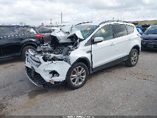 2018 Ford Escape, VIN 1FMCU0GD9JUD36827. Фото 2 з 6 з аукціону IAAI. Каталог авто зі США OpenDataCar.