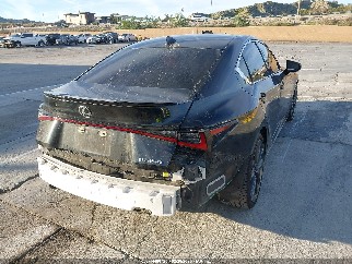 2024 Lexus IS 350, VIN JTHGZ1B22R5081543. Фото 4 з 6 з аукціону IAAI. Каталог авто зі США OpenDataCar.