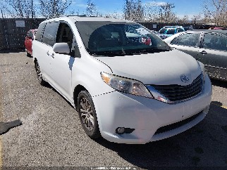 2012 Toyota Sienna, VIN 5TDYK3DC7CS275093. Фото 1 з 6 з аукціону IAAI. Каталог авто зі США OpenDataCar.