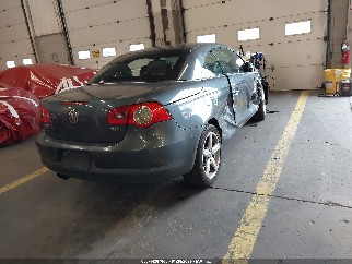 2007 Volkswagen Eos, VIN WVWDA71FX7V032008. Фото 4 з 6 з аукціону IAAI. Каталог авто зі США OpenDataCar.