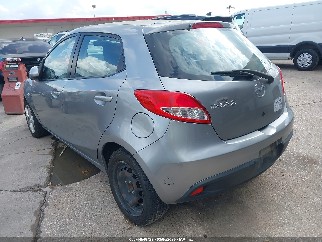 2014 Mazda 2, VIN JM1DE1KY3E0184336. Фото 3 з 6 з аукціону IAAI. Каталог авто зі США OpenDataCar.
