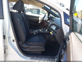 2025 Nissan Leaf, VIN 1N4CZ1CV5SC560555. Фото 5 з 6 з аукціону IAAI. Каталог авто зі США OpenDataCar.