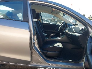 2011 Mazda 3, VIN JM1BL1VG7B1490784. Zdjęcie 5 z 6 z aukcji IAAI. Katalog aut z USA OpenDataCar.