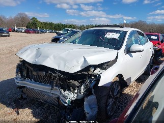 2017 Volvo S60, VIN LYV402HK9HB126567. Фото 2 з 6 з аукціону IAAI. Каталог авто зі США OpenDataCar.