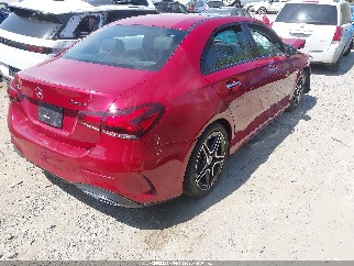2021 Mercedes-benz A-Class, VIN W1K3G4FBXMJ272781. Фото 4 з 6 з аукціону IAAI. Каталог авто зі США OpenDataCar.