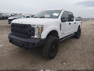2018 Ford F-250, VIN 1FT7W2BT3JEC80758. Фото 2 з 6 з аукціону IAAI. Каталог авто зі США OpenDataCar.