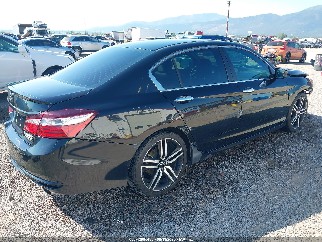 2017 Honda Accord, VIN 1HGCR2F13HA270975. Фото 4 з 6 з аукціону IAAI. Каталог авто зі США OpenDataCar.