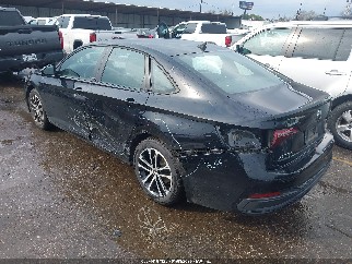 2024 Volkswagen Jetta, VIN 3VWBM7BU4RM067892. Фото 3 з 6 з аукціону IAAI. Каталог авто зі США OpenDataCar.