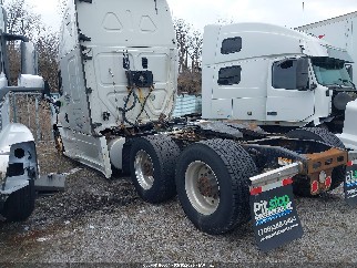 2016 Freightliner Cascadia 125, VIN 3AKJGLD52GSGJ2569. Фото 3 з 6 з аукціону IAAI. Каталог авто зі США OpenDataCar.