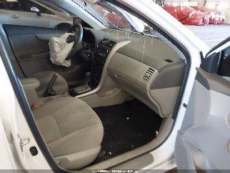 2010 Toyota Corolla, VIN 2T1BU4EEXAC411485. Фото 5 из 6 с аукциона IAAI. Каталог авто из США OpenDataCar.