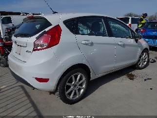 2019 Ford Fiesta, VIN 3FADP4EJ6KM105816. Фото 4 з 6 з аукціону IAAI. Каталог авто зі США OpenDataCar.