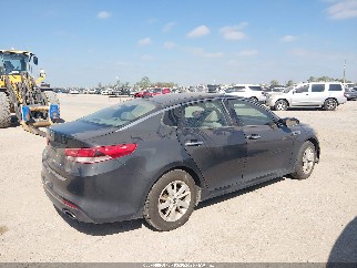 2016 Kia Optima, VIN 5XXGT4L33GG085539. Фото 4 з 6 з аукціону IAAI. Каталог авто зі США OpenDataCar.