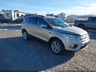 2018 Ford Escape, VIN 1FMCU9HD1JUA34421. Фото 1 з 6 з аукціону IAAI. Каталог авто зі США OpenDataCar.
