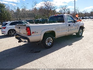 2005 Chevrolet Silverado 1500, VIN 1GCEK14T15E165057. Фото 4 з 6 з аукціону IAAI. Каталог авто зі США OpenDataCar.