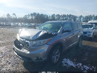 2016 Toyota Highlander, VIN 5TDZKRFH5GS176603. Zdjęcie 2 z 6 z aukcji IAAI. Katalog aut z USA OpenDataCar.