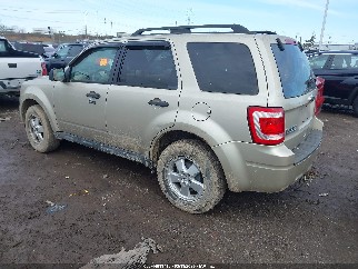 2010 Ford Escape, VIN 1FMCU9DG5AKB30208. Фото 3 з 6 з аукціону IAAI. Каталог авто зі США OpenDataCar.