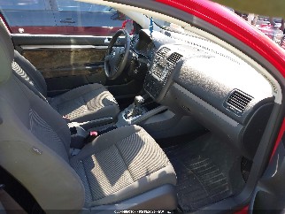 2008 Volkswagen Rabbit, VIN WVWBA71K98W172051. Фото 5 з 6 з аукціону IAAI. Каталог авто зі США OpenDataCar.