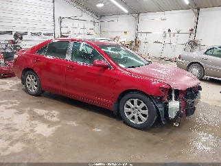 2007 Toyota Camry, VIN 4T1BE46K47U123633. Zdjęcie 1 z 6 z aukcji IAAI. Katalog aut z USA OpenDataCar.
