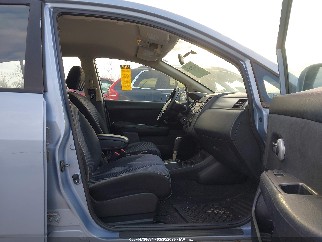 2010 Nissan Versa, VIN 3N1BC1CPXAL386528. Фото 5 з 6 з аукціону IAAI. Каталог авто зі США OpenDataCar.